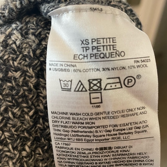 Banana Republic Petite - Picture 4 of 4